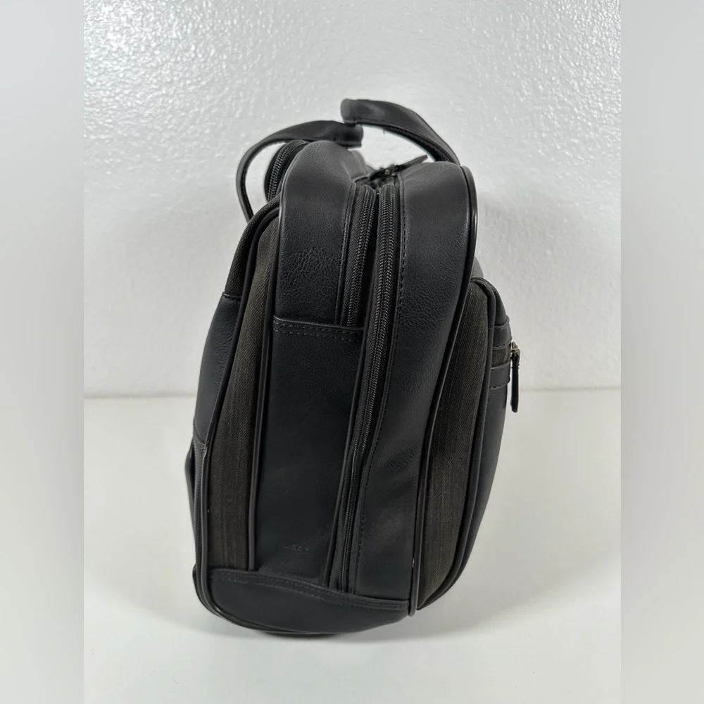 Solo brown Briefcase
